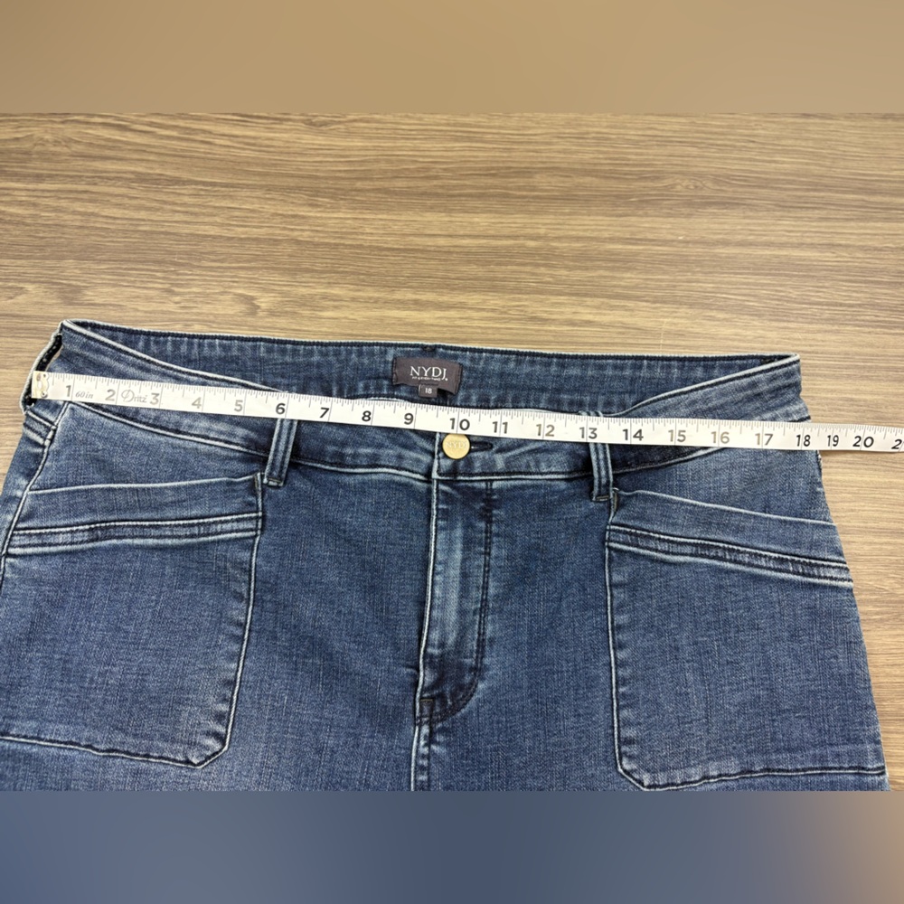 NYDJ Denim Shorts Size 18 - Picture 5 of 8